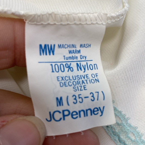 Vintage Robe Dressing Gown House‎ Dress Housecoat Embroidered 100% Nylon Size M - Picture 13 of 14